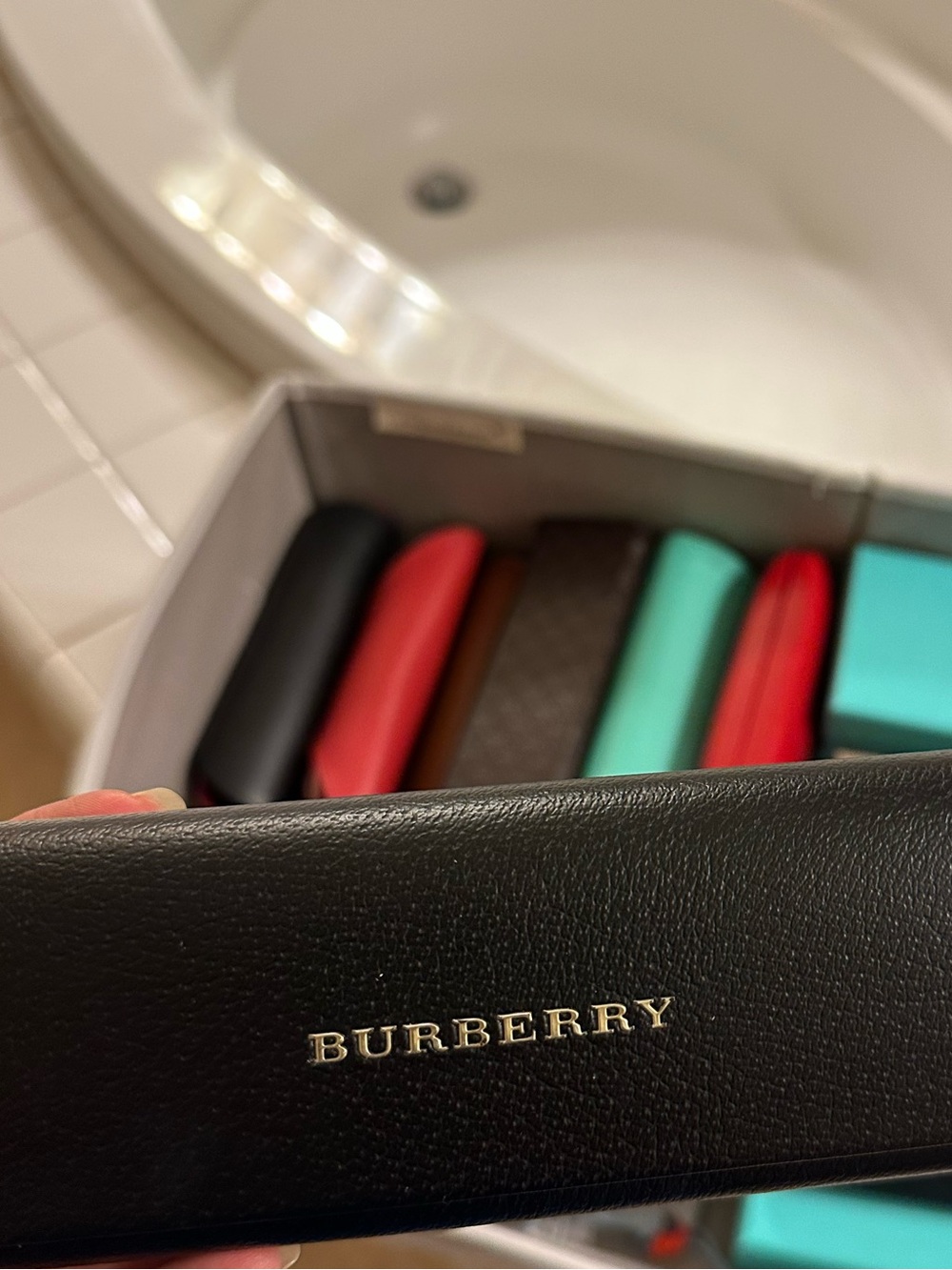 Burberry hard Black Leather Eyeglass Case